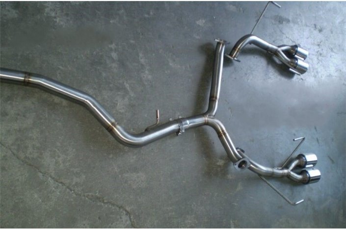 Finale senza silenziatori doppia uscita con quattro terminali acciaio inox Aros Subaru Impreza STI Sedan dal 2010 al 2018