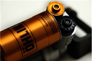 Sospensioni Coilover ÖHLINS Advanced Trackday per Chevrolet Corvette C5  1997 – 2004