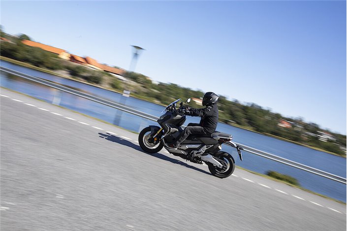 Ammortizzatore ÖHLINS STX 46 Street HO 734 per Honda X-ADV 2017 – 2010